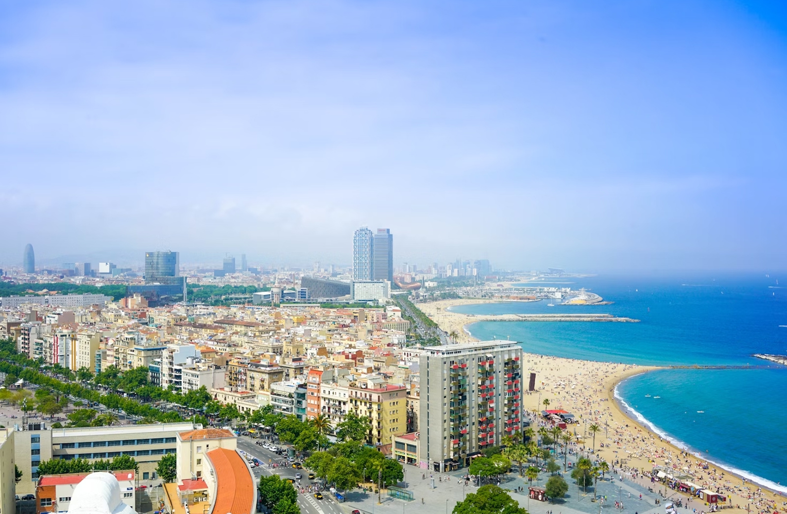 Échange de maison à Barcelone – L'élégance catalane entre modernisme et plages