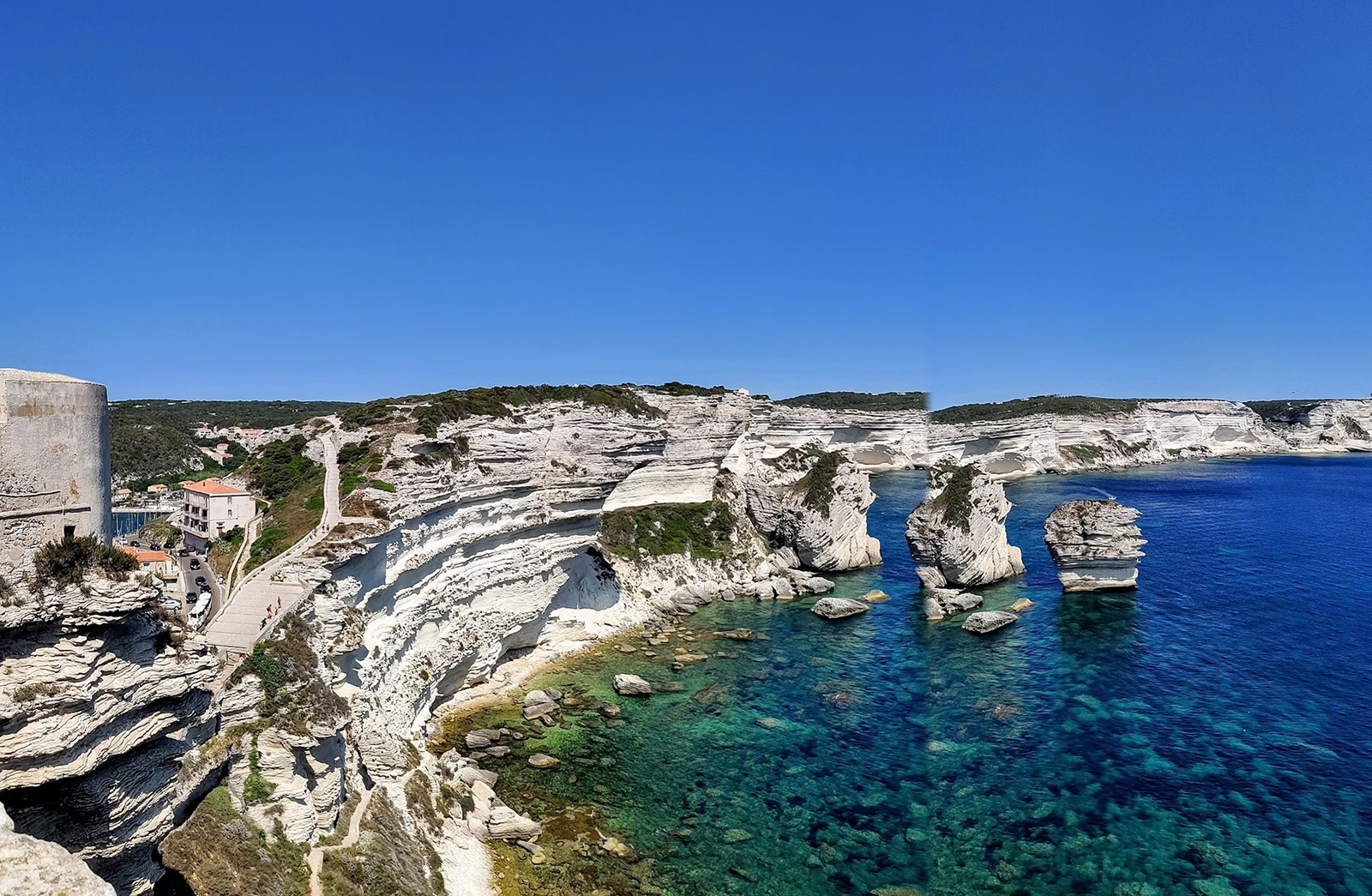 Échange de maison à Bonifacio – Un voyage entre mer, falaises et histoire