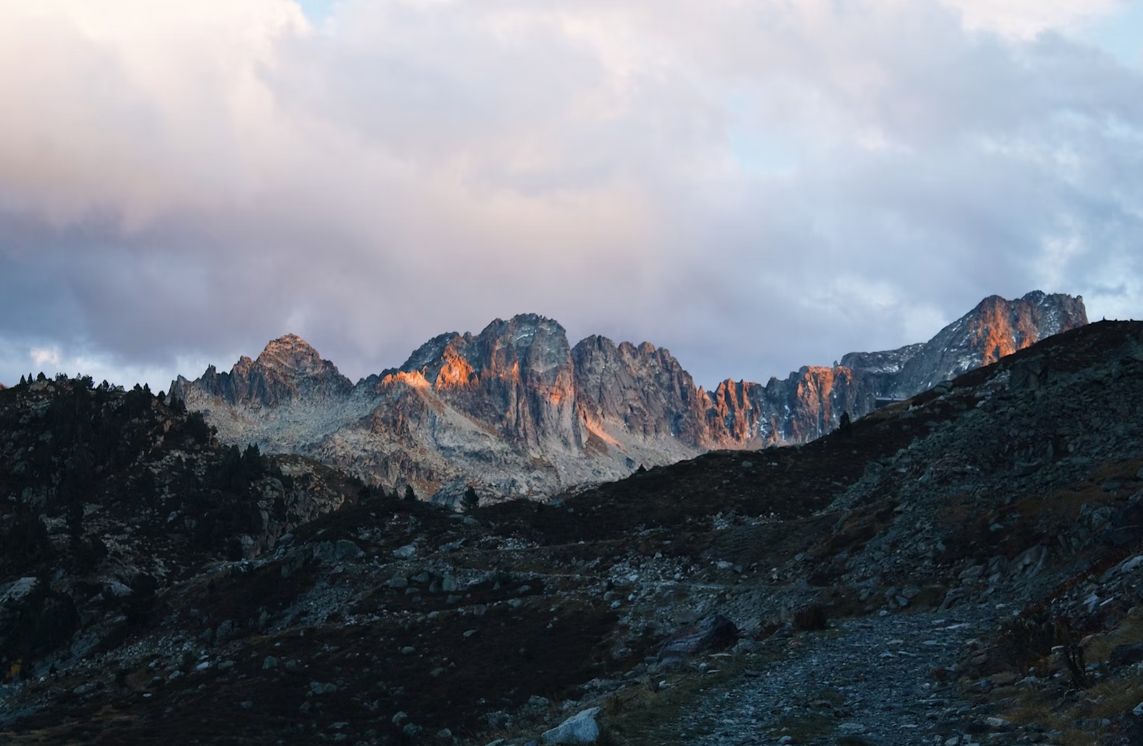Échange de maison dans les Pyrénées – Entre sommets, lacs et villages de charme